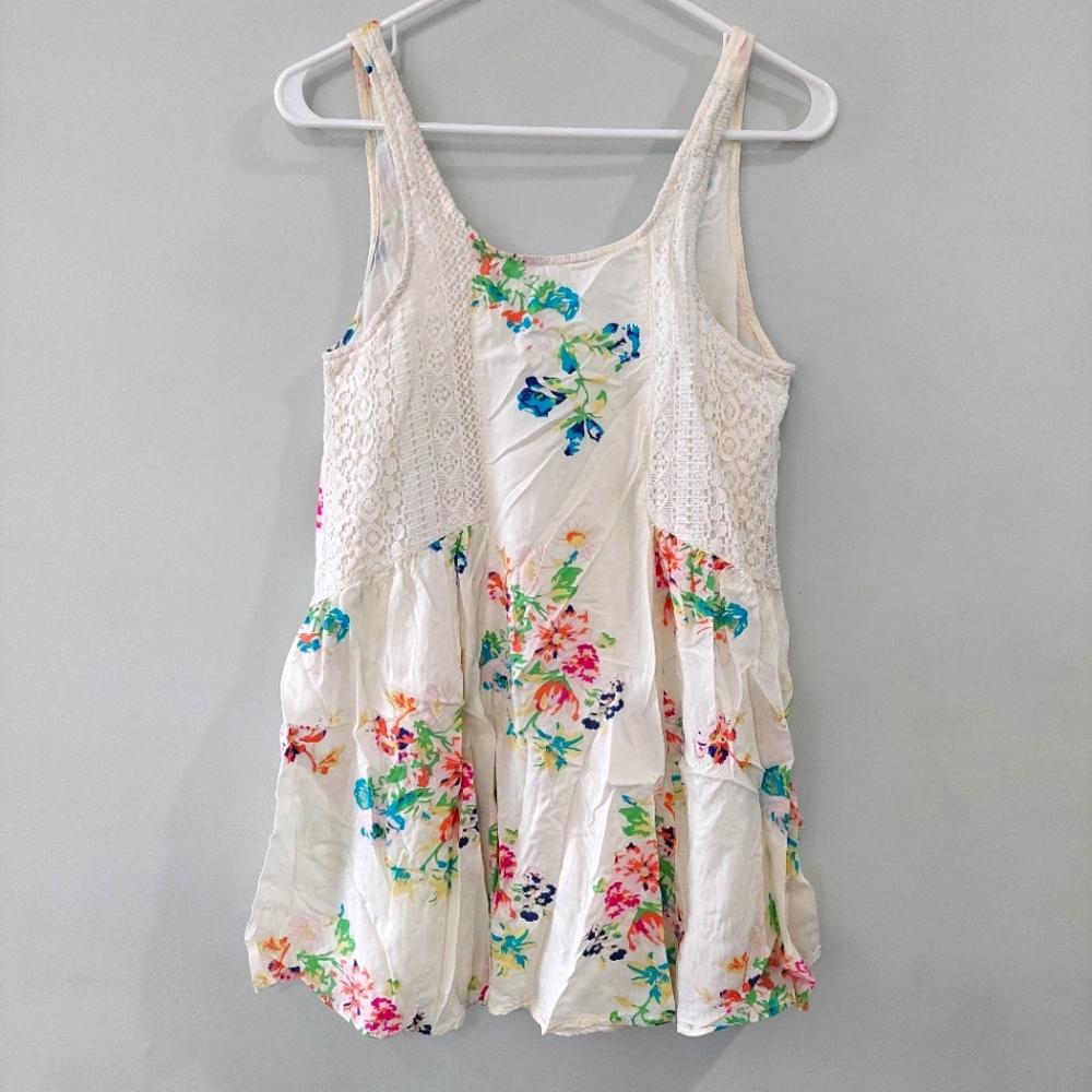 O'Neill mini dress Small white with floral print lace panels lightweight